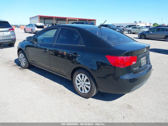 Photo 2 VIN: KNAFU4A29A5203587 - KIA FORTE 