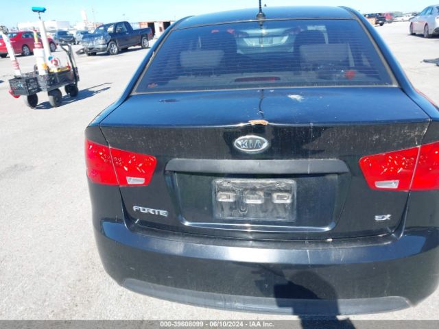 Photo 5 VIN: KNAFU4A29A5203587 - KIA FORTE 