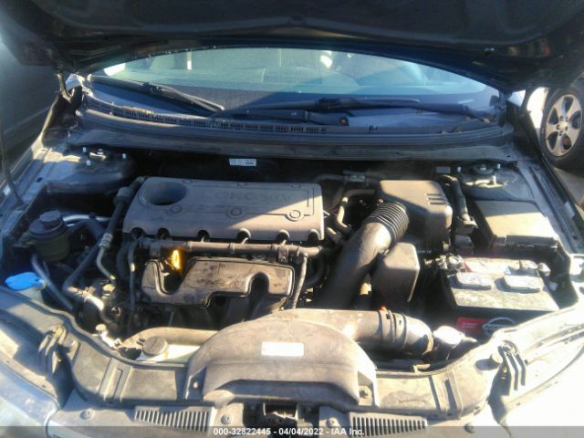 Photo 9 VIN: KNAFU4A29A5235679 - KIA FORTE 