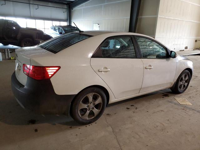 Photo 2 VIN: KNAFU4A29A5261568 - KIA FORTE EX 