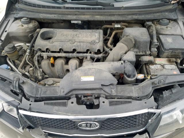 Photo 6 VIN: KNAFU4A29A5812985 - KIA FORTE EX 