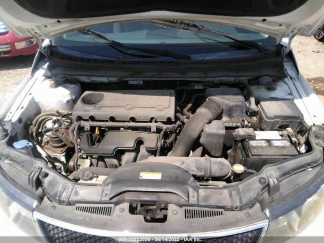 Photo 9 VIN: KNAFU4A29A5828068 - KIA FORTE 