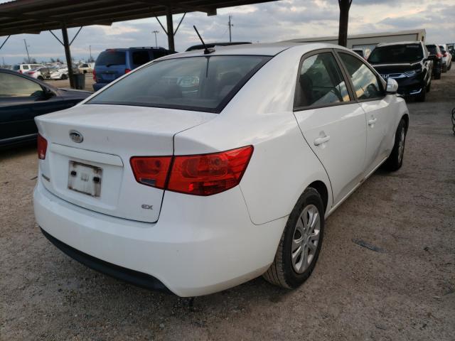 Photo 3 VIN: KNAFU4A29A5844030 - KIA FORTE EX 