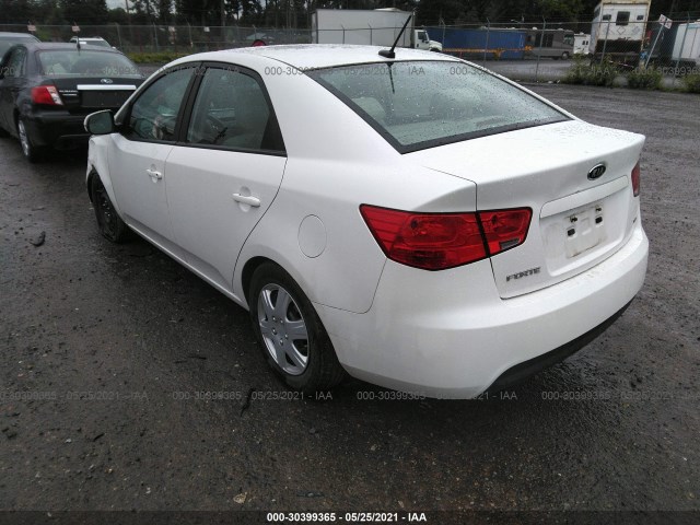 Photo 2 VIN: KNAFU4A29B5349327 - KIA FORTE 