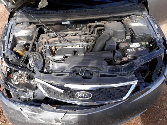 Photo 6 VIN: KNAFU4A29B5362160 - KIA FORTE EX 