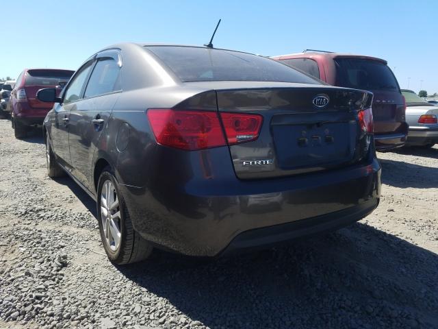 Photo 2 VIN: KNAFU4A29B5405640 - KIA FORTE EX 