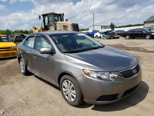 Photo 0 VIN: KNAFU4A29B5463912 - KIA FORTE EX 