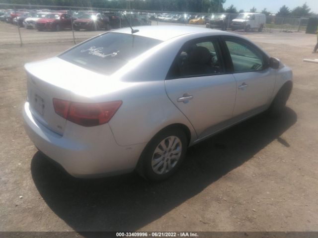 Photo 3 VIN: KNAFU4A29C5482638 - KIA FORTE 