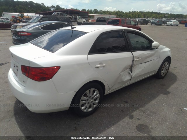 Photo 3 VIN: KNAFU4A29C5486625 - KIA FORTE 