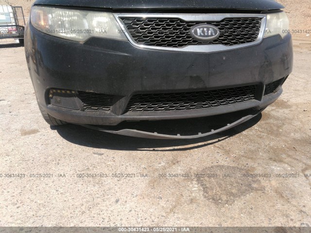 Photo 5 VIN: KNAFU4A29C5497642 - KIA FORTE 