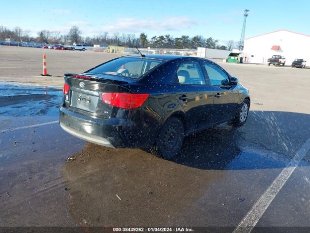 Photo 3 VIN: KNAFU4A29C5574705 - KIA FORTE 