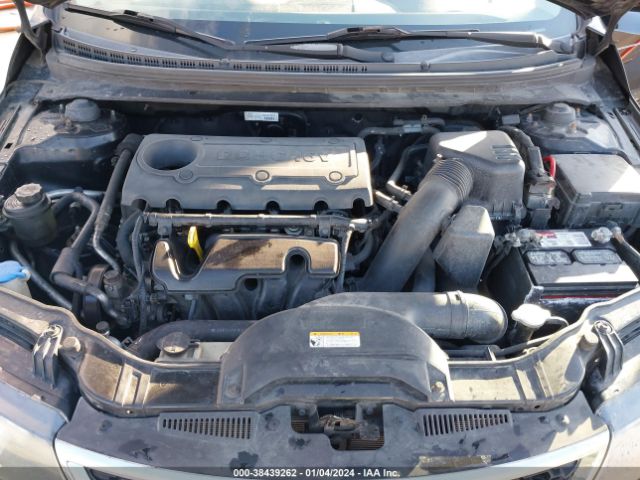 Photo 9 VIN: KNAFU4A29C5574705 - KIA FORTE 