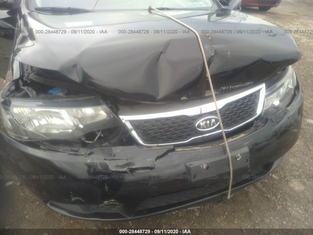 Photo 5 VIN: KNAFU4A29C5628892 - KIA FORTE 