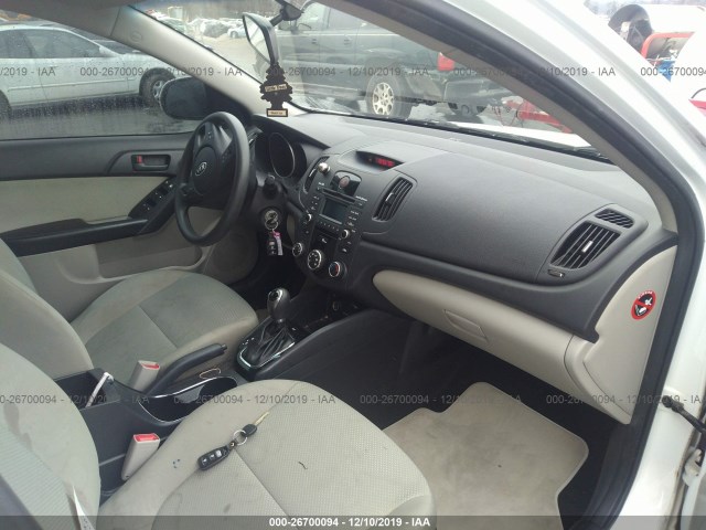 Photo 4 VIN: KNAFU4A29C5632425 - KIA FORTE 