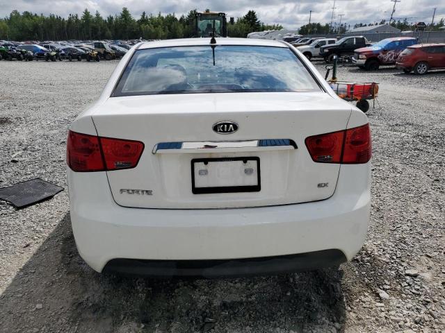 Photo 5 VIN: KNAFU4A29C5636409 - KIA FORTE 