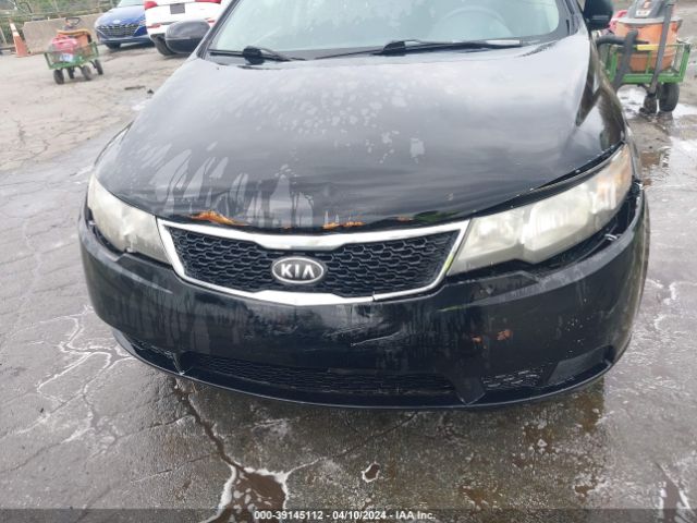 Photo 5 VIN: KNAFU4A29D5670884 - KIA FORTE 