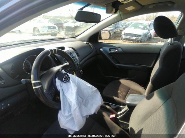 Photo 4 VIN: KNAFU4A29D5685448 - KIA FORTE 