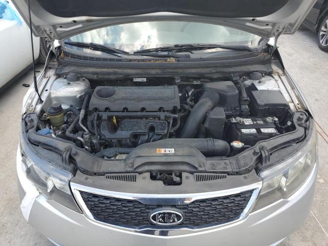 Photo 10 VIN: KNAFU4A29D5686132 - KIA FORTE 