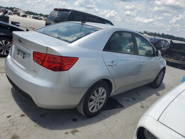 Photo 2 VIN: KNAFU4A29D5686132 - KIA FORTE 