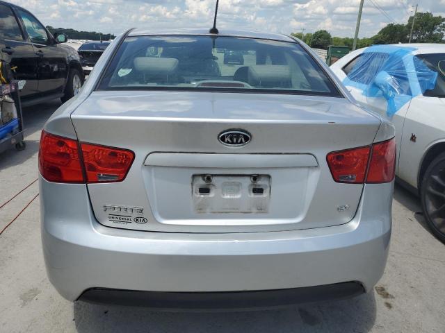 Photo 5 VIN: KNAFU4A29D5686132 - KIA FORTE 