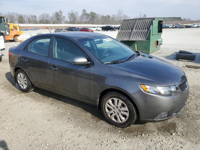 Photo 3 VIN: KNAFU4A29D5686275 - KIA FORTE 