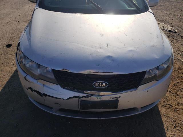 Photo 8 VIN: KNAFU4A29D5687782 - KIA FORTE EX 