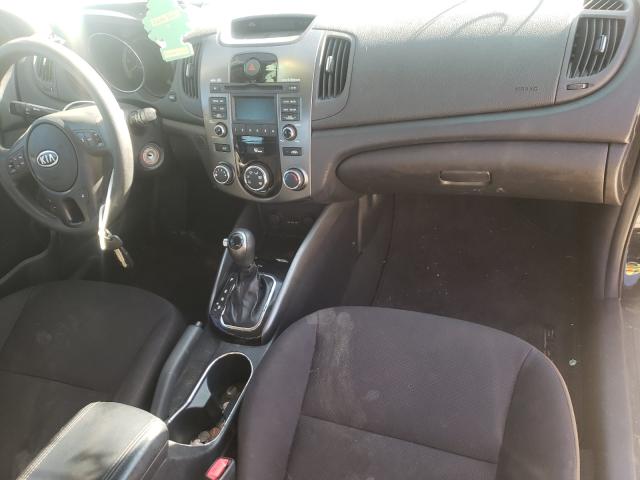 Photo 8 VIN: KNAFU4A29D5705097 - KIA FORTE EX 