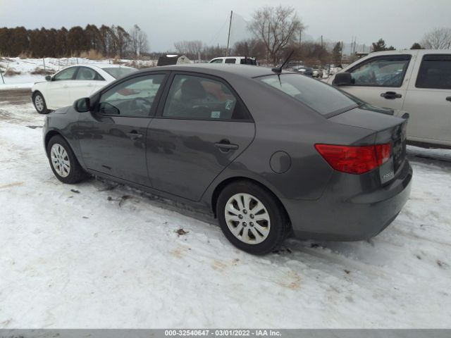 Photo 2 VIN: KNAFU4A29D5708811 - KIA FORTE 