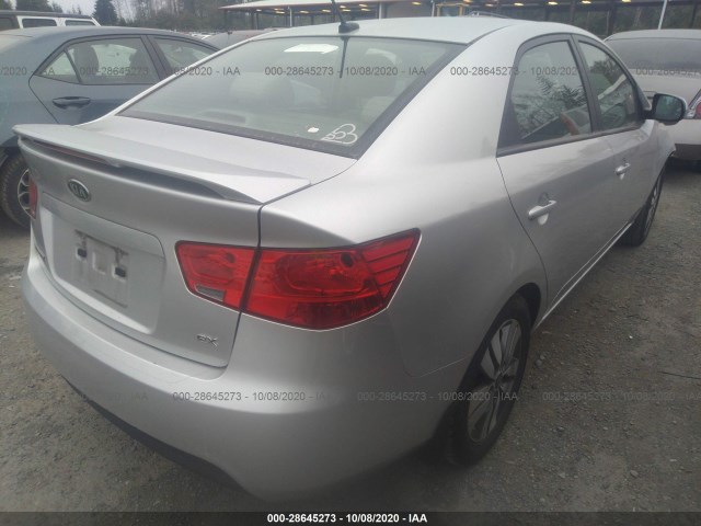 Photo 3 VIN: KNAFU4A29D5725172 - KIA FORTE 