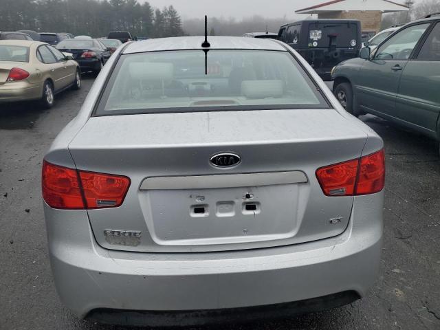 Photo 5 VIN: KNAFU4A29D5729934 - KIA FORTE EX 