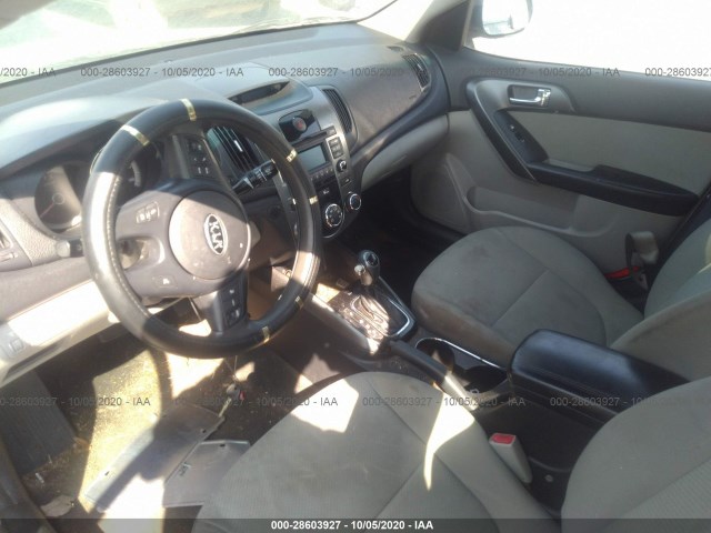 Photo 4 VIN: KNAFU4A29D5731277 - KIA FORTE 