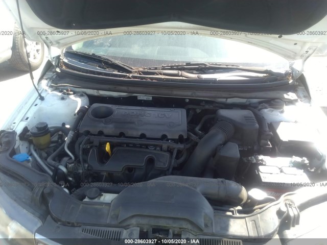 Photo 9 VIN: KNAFU4A29D5731277 - KIA FORTE 