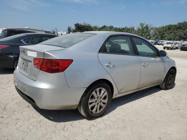 Photo 2 VIN: KNAFU4A29D5736074 - KIA FORTE 