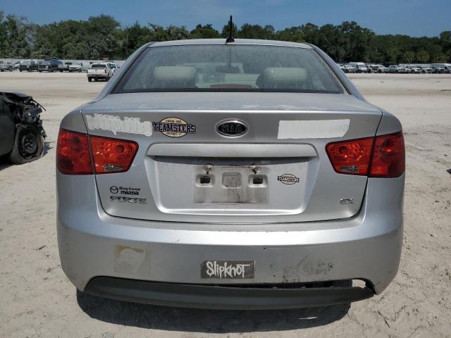 Photo 5 VIN: KNAFU4A29D5736074 - KIA FORTE 