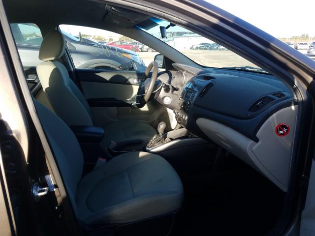 Photo 4 VIN: KNAFU4A29D5736267 - KIA FORTE 