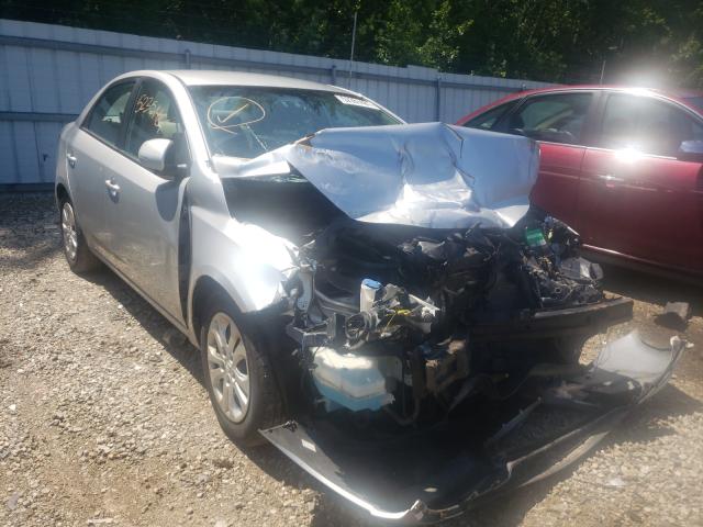 Photo 0 VIN: KNAFU4A29D5738780 - KIA FORTE EX 