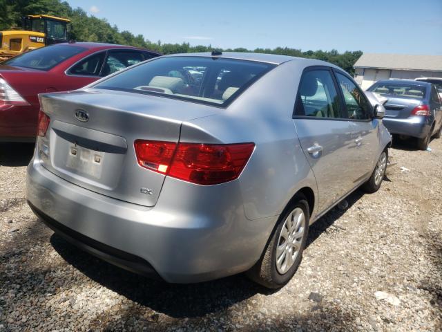 Photo 3 VIN: KNAFU4A29D5738780 - KIA FORTE EX 