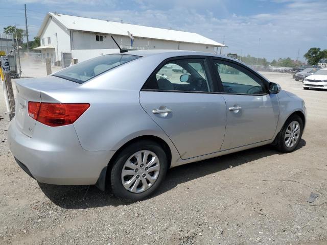 Photo 2 VIN: KNAFU4A2XA5270103 - KIA FORTE 