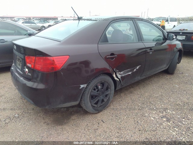 Photo 3 VIN: KNAFU4A2XA5827365 - KIA FORTE 