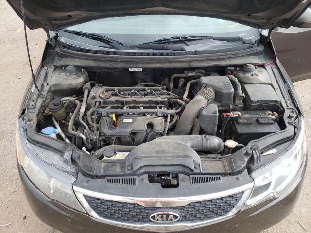 Photo 6 VIN: KNAFU4A2XB5319270 - KIA FORTE 