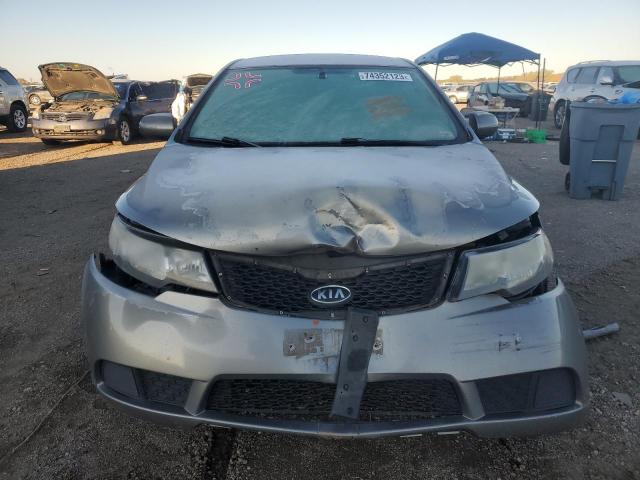 Photo 4 VIN: KNAFU4A2XB5326820 - KIA FORTE 