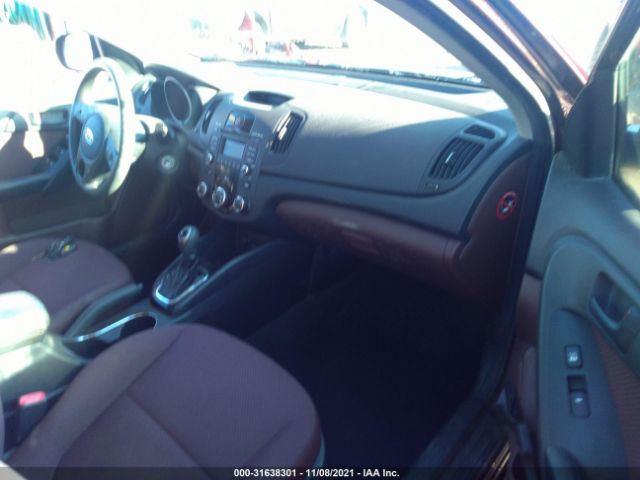 Photo 4 VIN: KNAFU4A2XB5368338 - KIA FORTE 