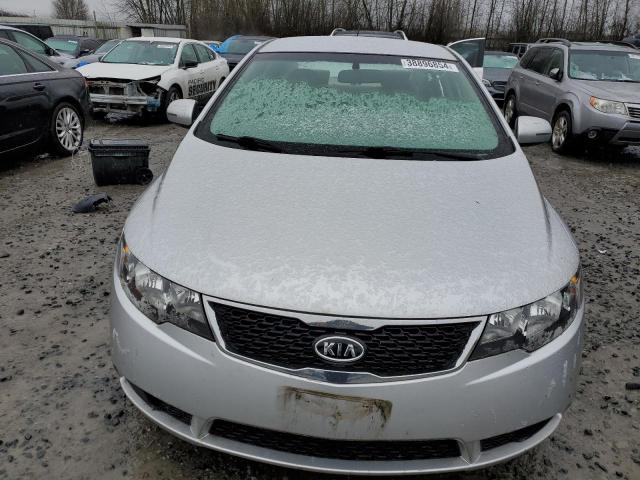 Photo 4 VIN: KNAFU4A2XB5373653 - KIA FORTE 