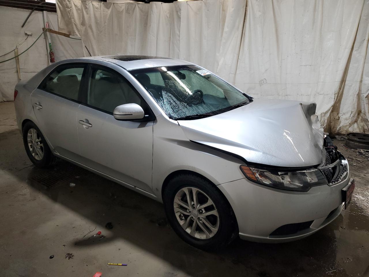 Photo 3 VIN: KNAFU4A2XB5390713 - KIA FORTE 