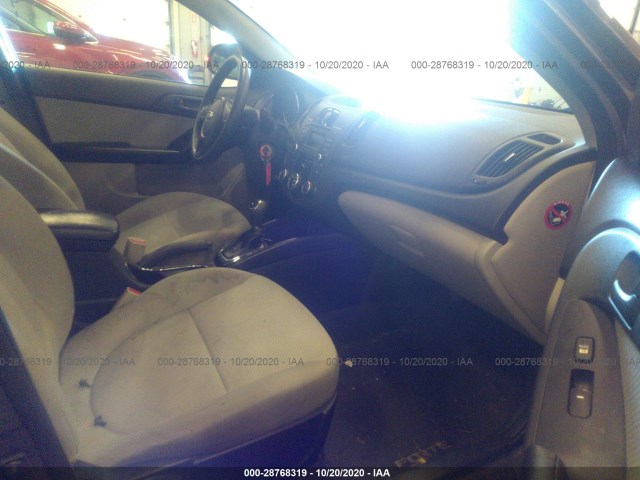 Photo 4 VIN: KNAFU4A2XB5450733 - KIA FORTE 