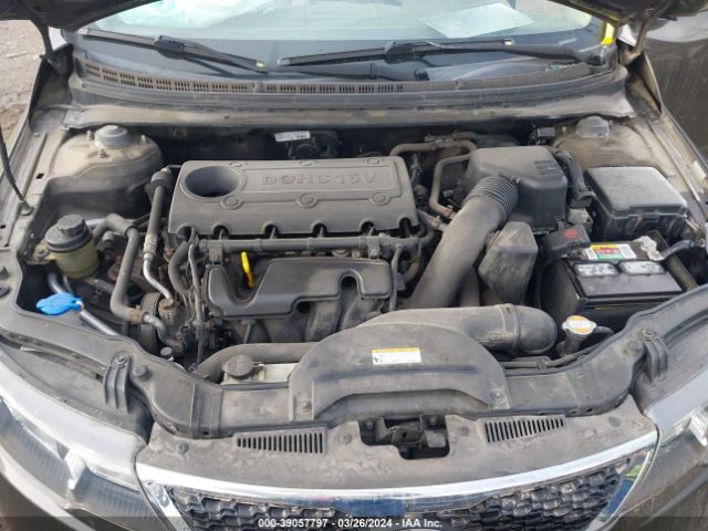 Photo 9 VIN: KNAFU4A2XC5477755 - KIA FORTE 