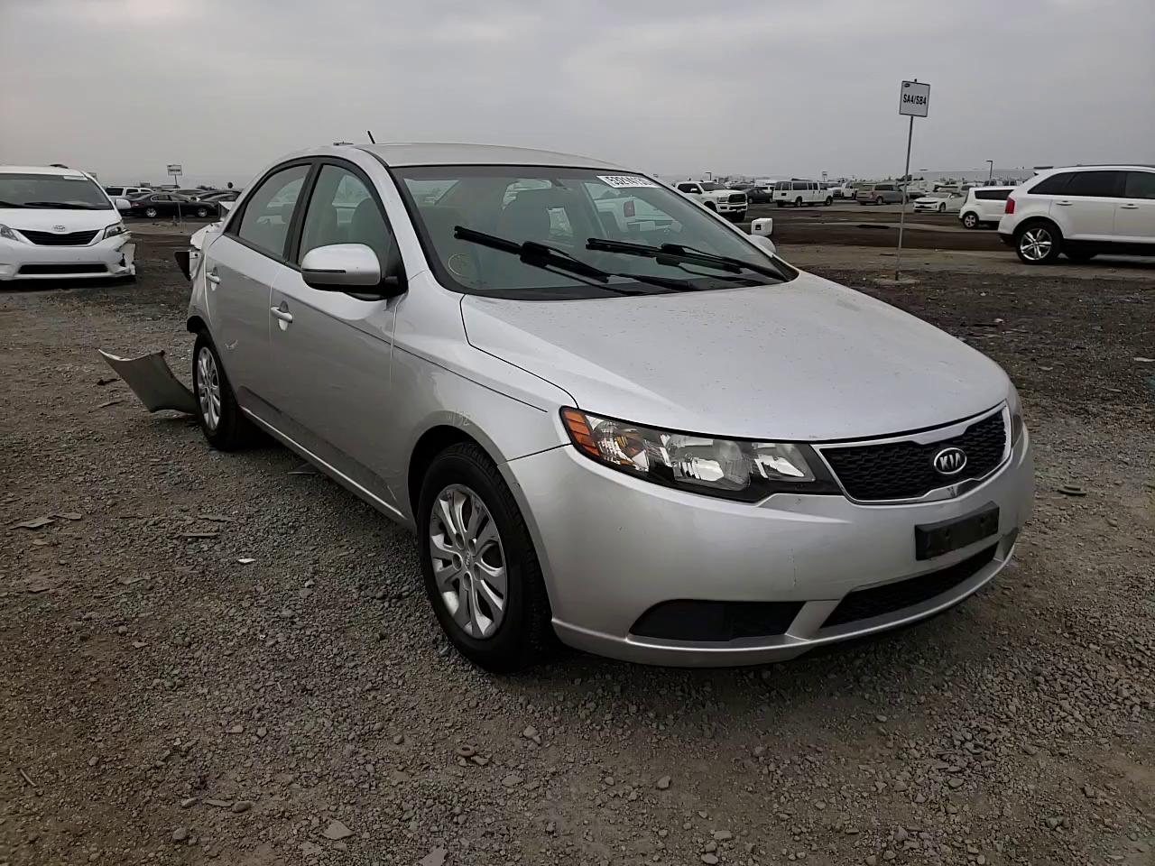 Photo 10 VIN: KNAFU4A2XC5483460 - KIA FORTE 