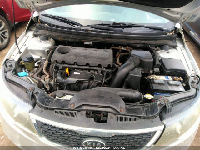 Photo 9 VIN: KNAFU4A2XC5553328 - KIA FORTE 