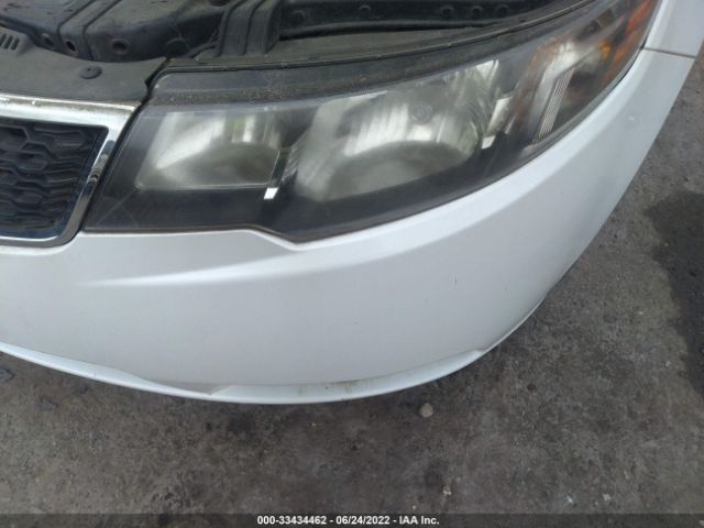 Photo 5 VIN: KNAFU4A2XC5554060 - KIA FORTE 