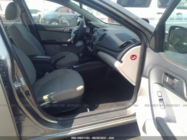 Photo 4 VIN: KNAFU4A2XC5637603 - KIA FORTE 